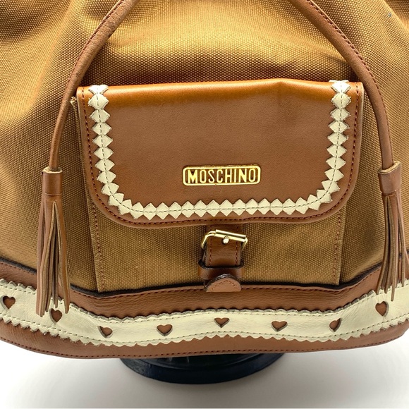 MOSCHINO TAN CANVAS LEATHER TASSEL GOLD HEART DRAWSTRING VINTAGE BACKPACK LARGE - Picture 3 of 10